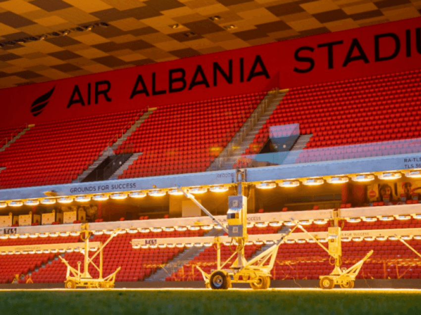 Inxhinieri i UEFA's tregon se si po kthehet fusha e 'Air Albania Stadium' në gjendje optimale