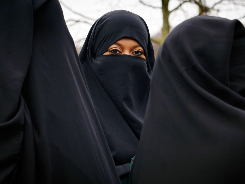 Burka drejt ndalimit në Zvicër