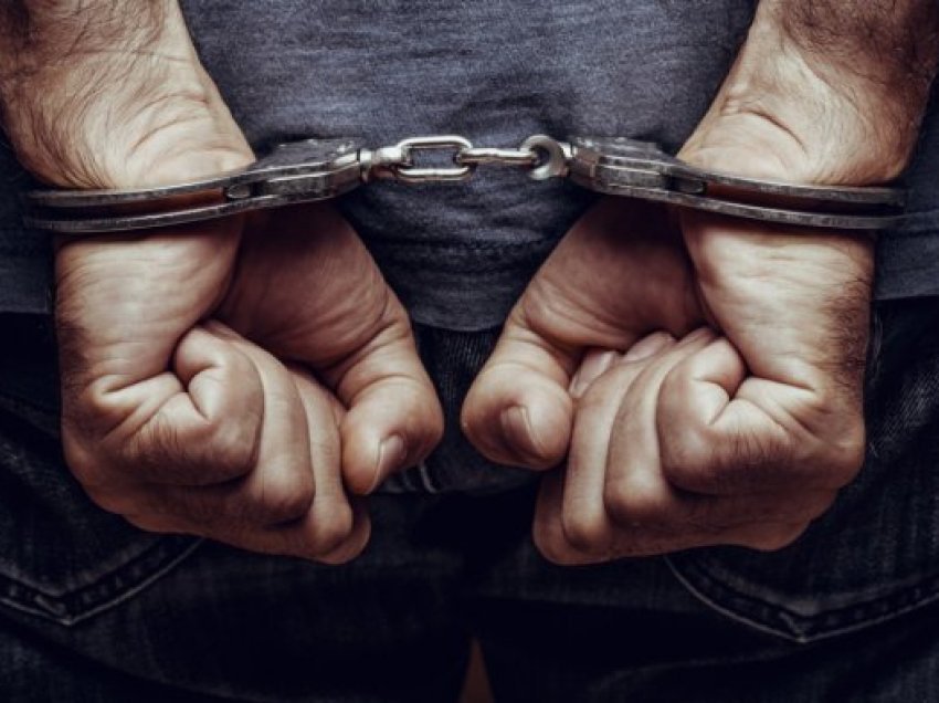 Arrestohen 5 persona për vepra të ndryshme penale në Tiranë