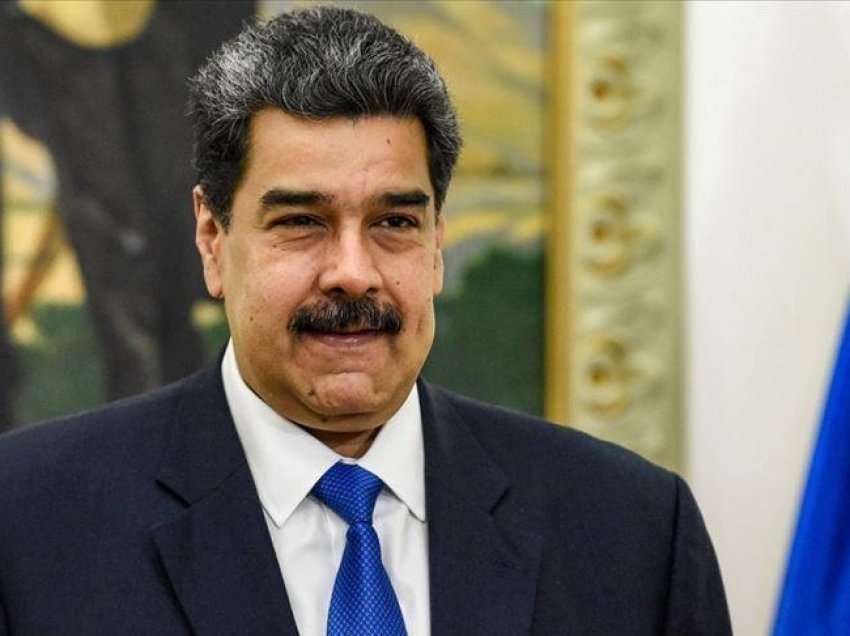 Presidenti i Venezuelës, Maduro merr vaksinën ruse kundër COVID-19