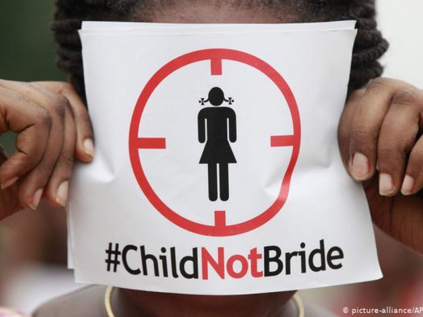 UNICEF: Corona nxit martesat e të mituravef