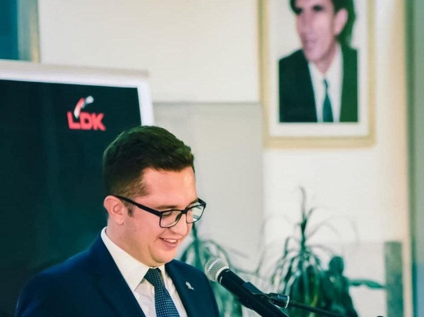 LAJMI I FUNDIT: Besian Mustafa kandidat për kryetar të LDK-së