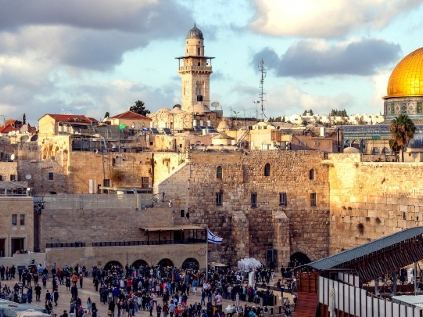 Autoriteti Palestinez dhe Liga Arabe dënojnë hapjen e zyrës çeke në Jerusalem