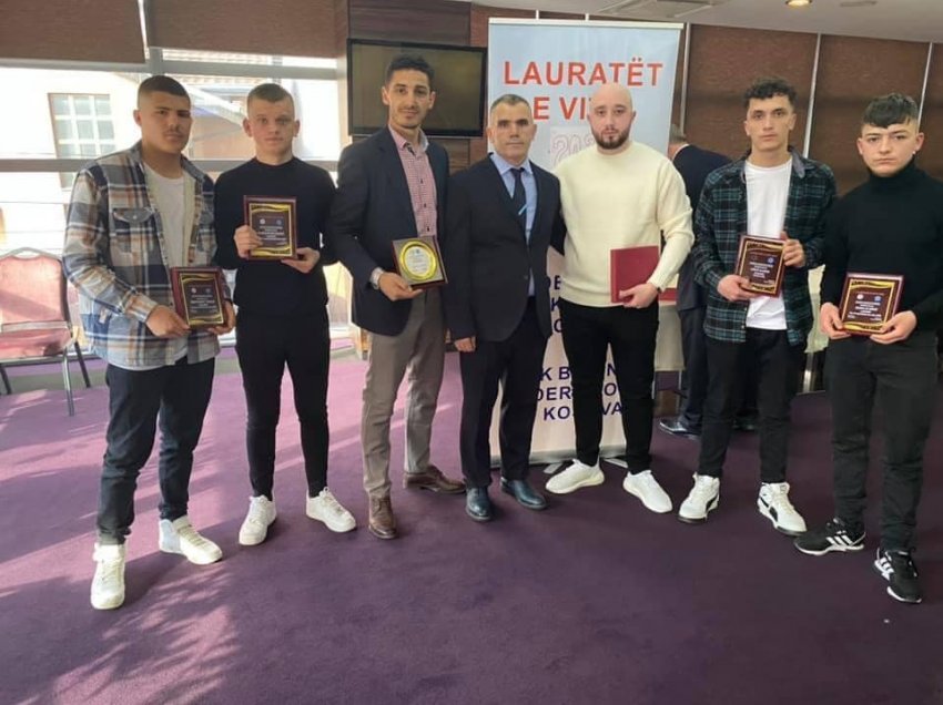 Denis Halimi - kick-boksieri më i mirë të seniorët për vitin 2020, Burhani Grajçevci të juniorët dhe Diellza Mahalla të kadetët  