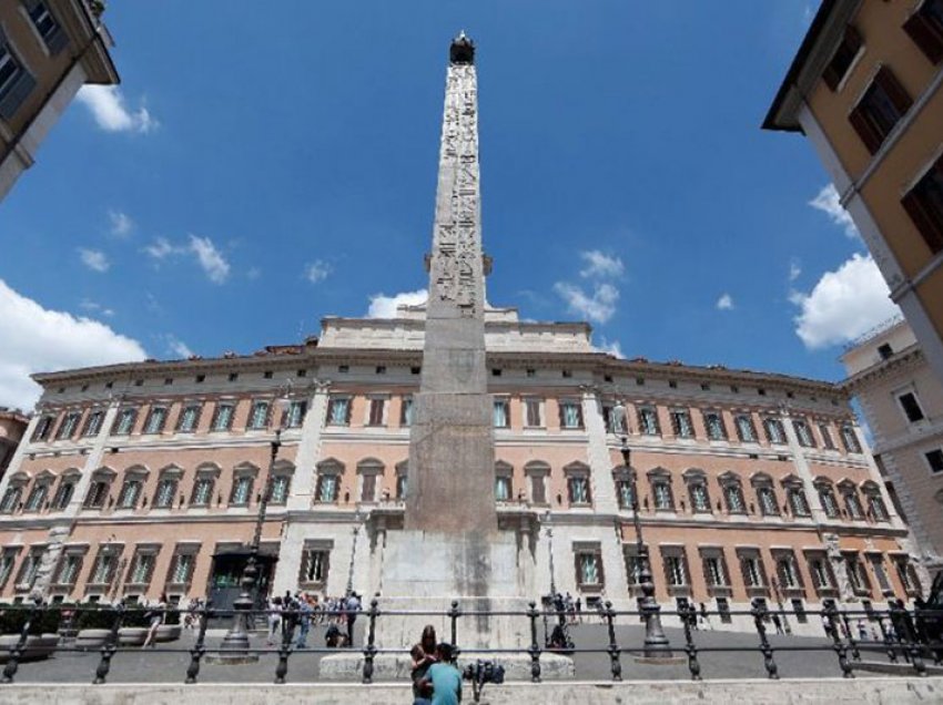 Italia përkujton jetët e humbura si pasojë e pandemisë 
