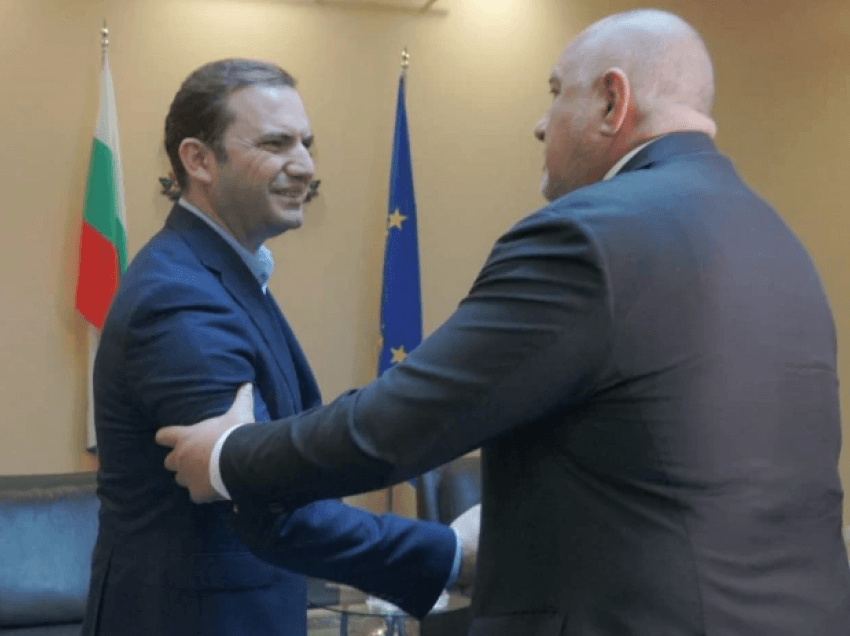 Borisov takon Osmanin, kërkon negociata pa emocione me Shkupin