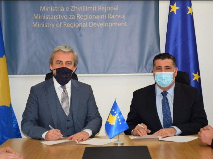 Nënshkruhet marrëveshja për ndërtimin e Qendrës Kulturore për Komunitete në Gjilan