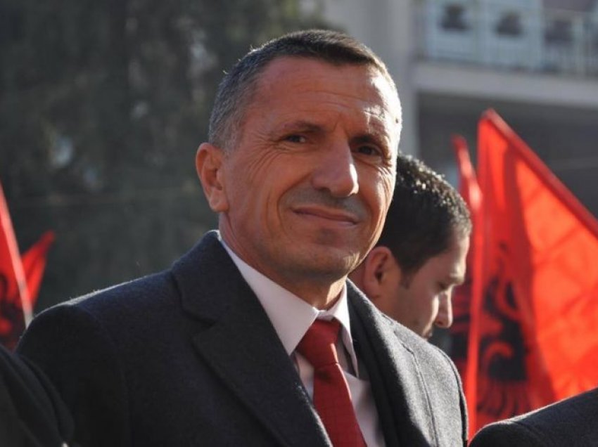 Shaip Kamberi i kundërpërgjigjet Vuçiqit me një hartë të Kosovës