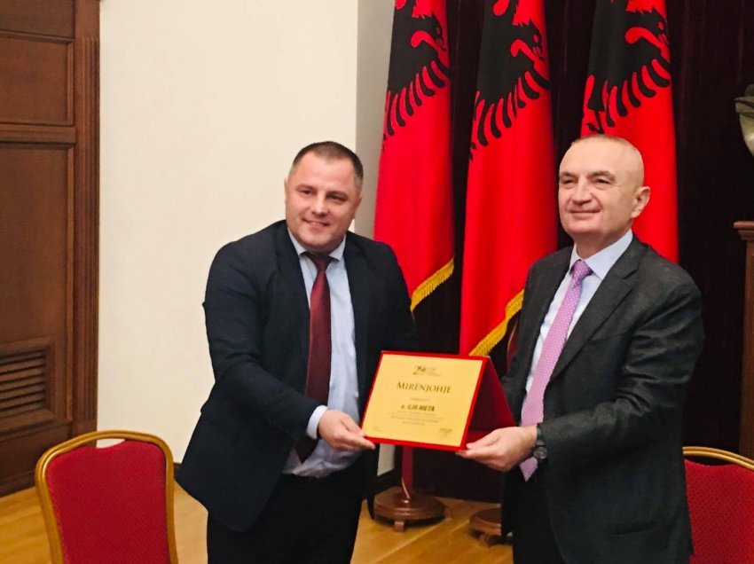 Presidenti i Shqipërisë priti SHGSK-në në krye me Thaçin