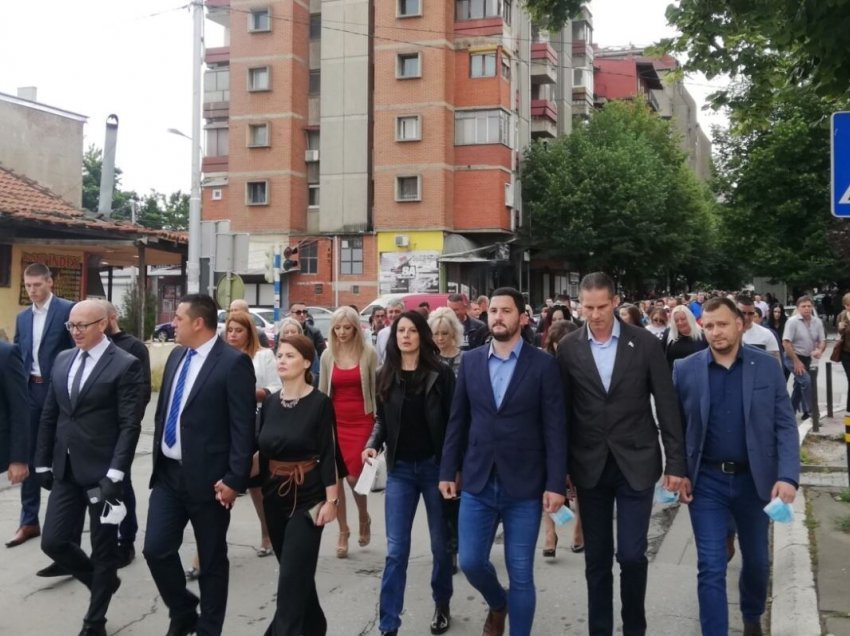 Fuqia e Listës Serbe rezultat i mosmarrëveshjeve të partive shqiptare  