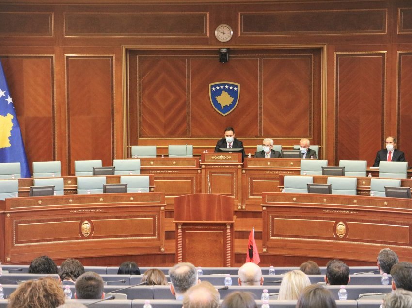 Përfundon seanca konstituive e Kuvendit të Kosovës, Konjufca tregon se kur do të votohet qeveria