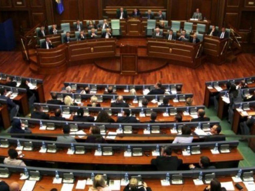 “Mungojnë 6”, 114 deputetë të pranishëm në sallën e konsitutimit të Kuvendit