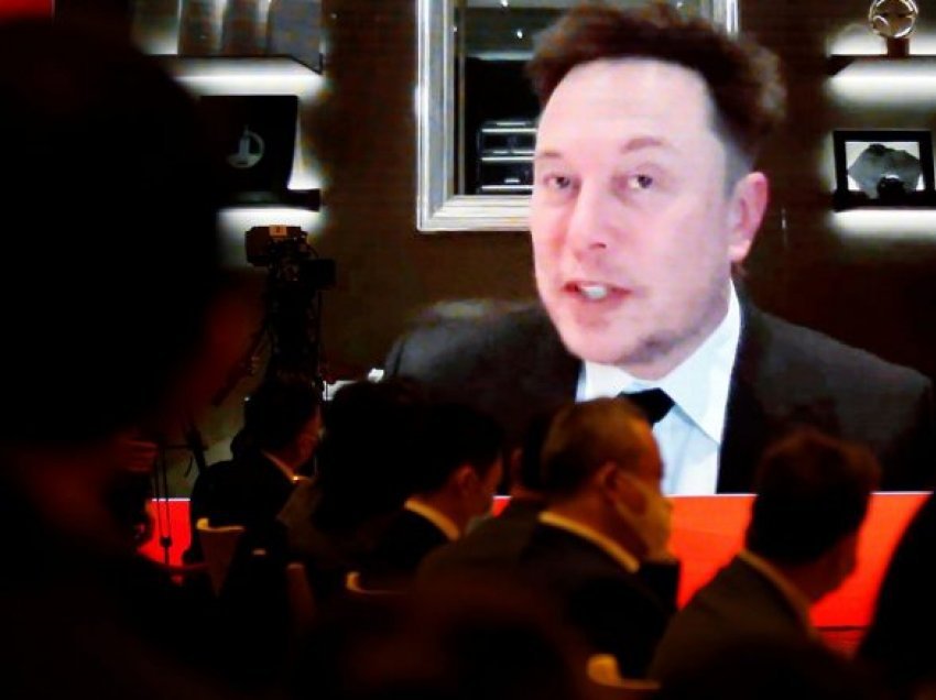 Elon Musk i përgjigjet shqetësimeve të ushtrisë kineze: Nëse Tesla përdor veturat e saj për të spiunuar, ne do të mbyllemi