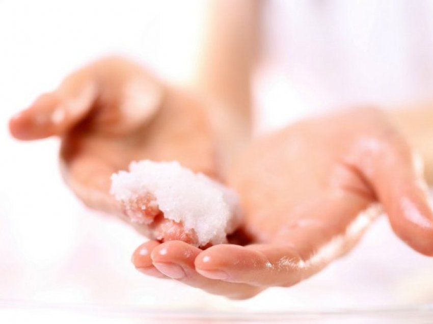 5 trajtime me sheqer për një lëkurë plot shkëlqim dhe shëndet