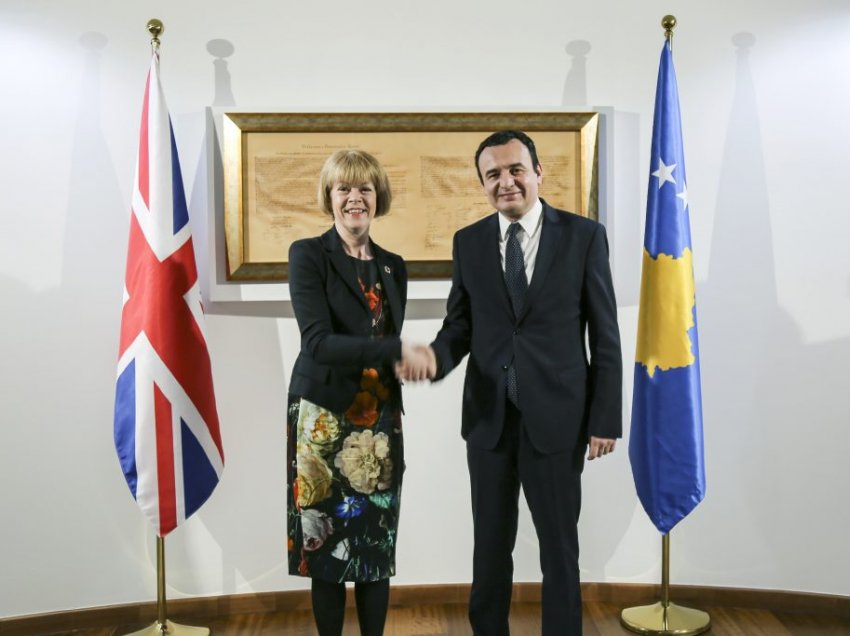 Ministrja britanike uron Kurtin dhe Gërvallën, pret bashkëpunim për Covidin dhe temat tjera