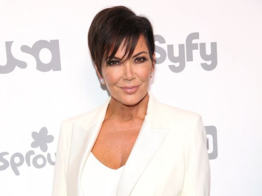 Familja Kardashian-Jenner nuk pranojnë mysafir në rezidencë nëse nuk kanë me vete testin negativ për COVID-19
