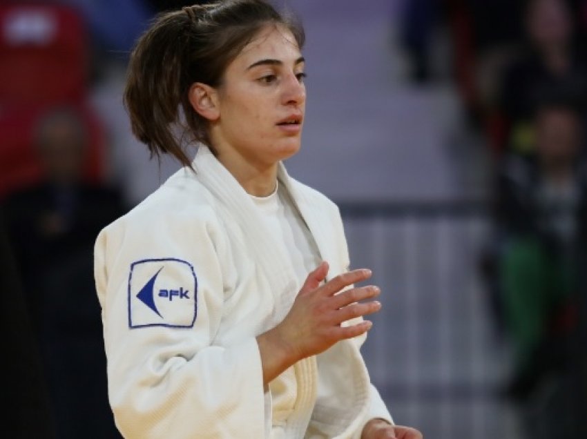 Nora Gjakova e fuqishme, shkatërron rivalen dhe fiton medaljen e artë në Tbilisi  