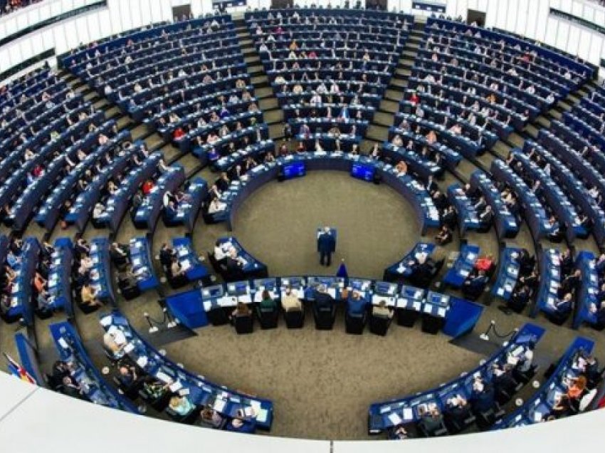Parlamenti Evropian thirrje 5 shteteve anëtare që ta njohin Kosovën