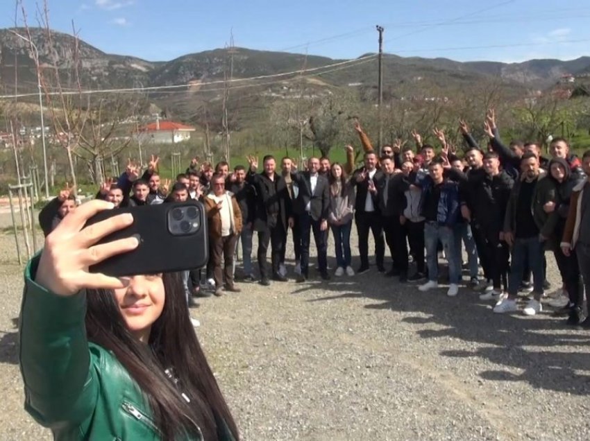 Gazment Bardhi: Ndryshoni Shqipërinë me 25 prill