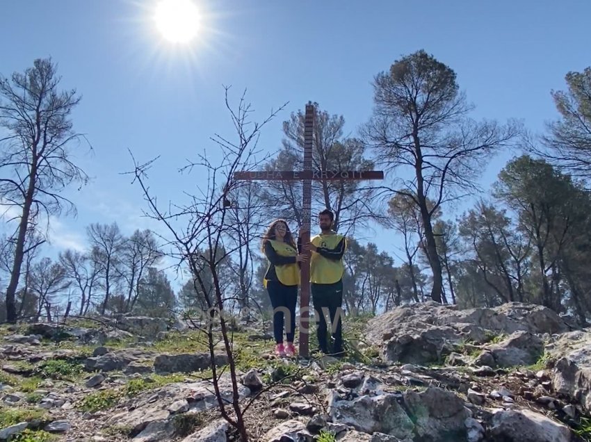 Lutja e Udhës së Kryqit, besimtarët në Shkodër ngjiten në malin e Taraboshit