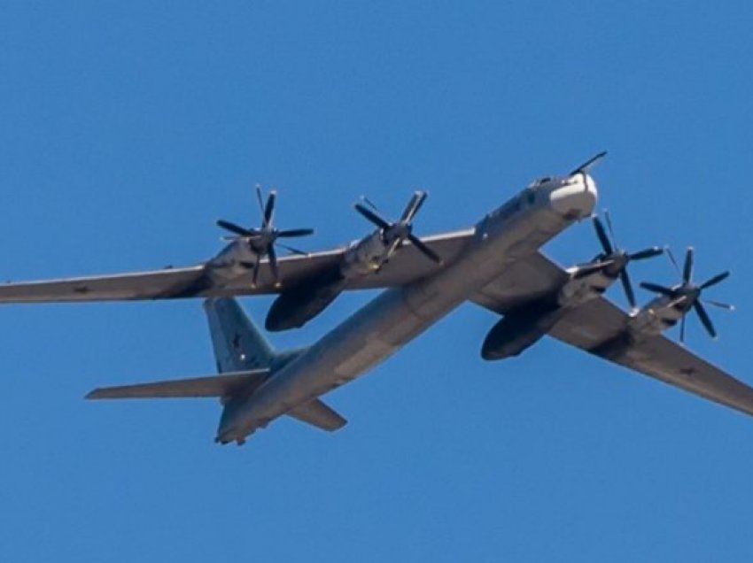 Aeroplanët rusë shkelën dhjetë herë hapësirën ajrore të NATO-s