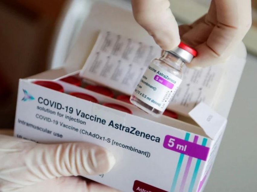 Gjermani, pezullohen në disa rajone vaksinimet me AstraZeneca për personat nën 60 vjeç