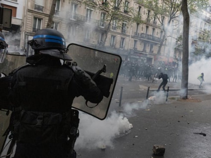 Kërcënuan me grusht shteti/ Shumica e francezëve mbështesin ushtarakët në pension