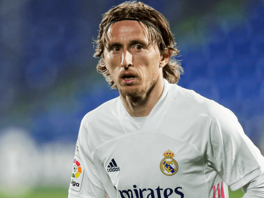 Real Madrid gjen pasuesin adekuat të Luka Modric