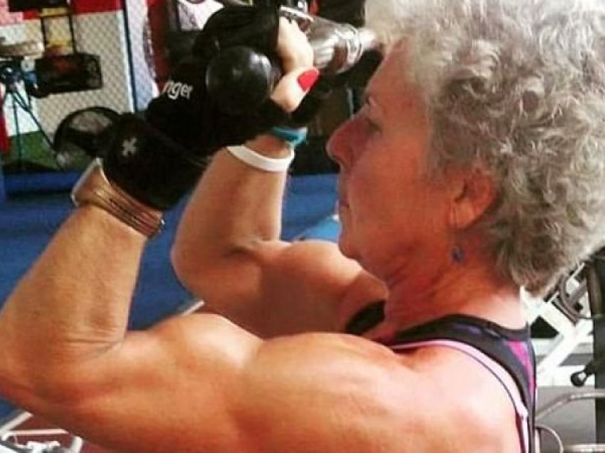 71-vjeçarja që bën nga 20 orë në javë në fitnes