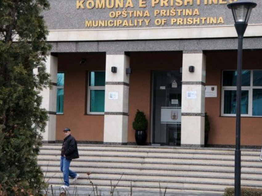 Asamblisti i PDK’së: Komunës së Prishtinës i tepruan 46 milionë euro, qeverisja e Ahmetit dështim total