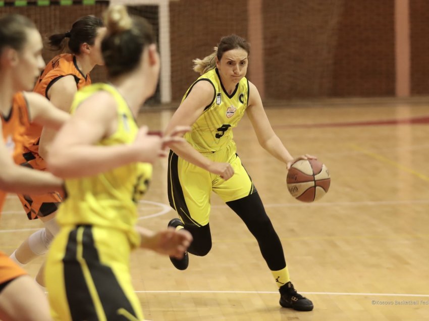 Valbona Bytyqi, nënë dhe basketbolliste e suksesshme, ja mesazhi i saj për vajzat e reja
