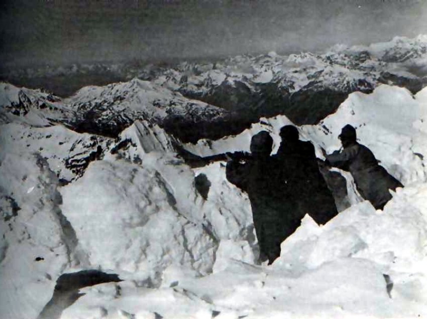 Akullnajat e shkrira shfaqin reliktet e ngrira të Luftës së Parë Botërore 