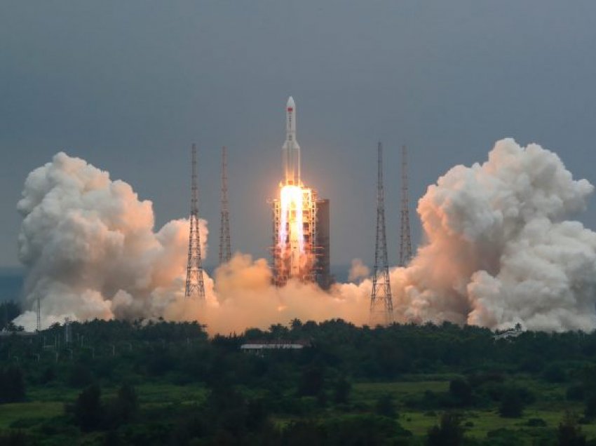 Detaje të reja rreth raketës kineze: Nuk e rrezikon sigurinë globale, ja ku parashihet të bie