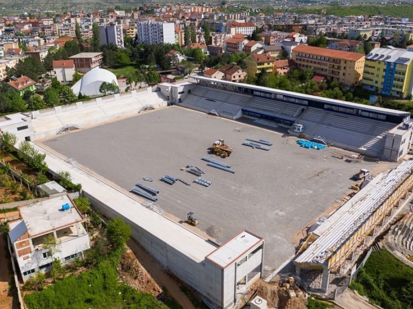 Stadiumi modern shqiptar