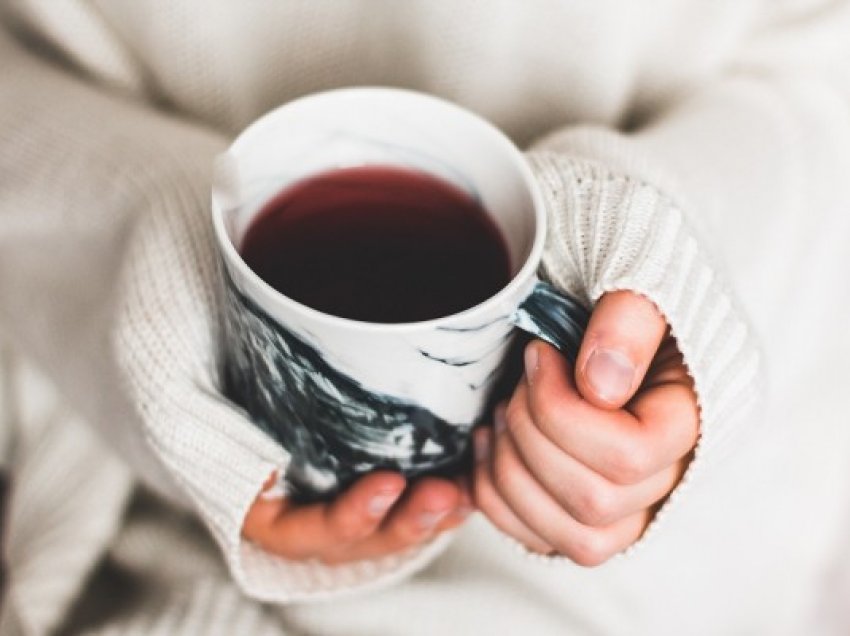 ​Tri lloje të mira të çajit për t’i konsumuar para gjumit