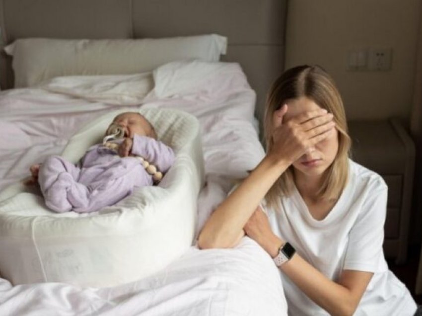 Mënyrat se si nënat mund të përballen me stresin e përditshëm