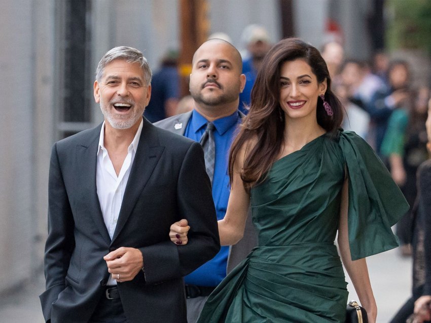 Pishinë, fushë tenisi e e jo vetëm: Pamje nga vila 7 milion dollarëshe e George dhe Amal Clooney