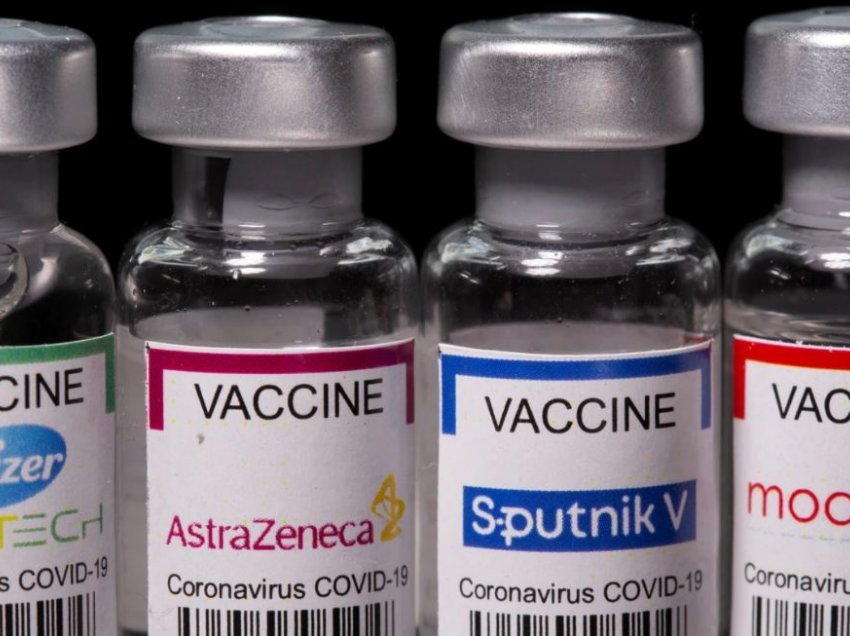 Përzierja e vaksinave kundër COVID-19 mund të shkaktojë efekte të lehta anësore