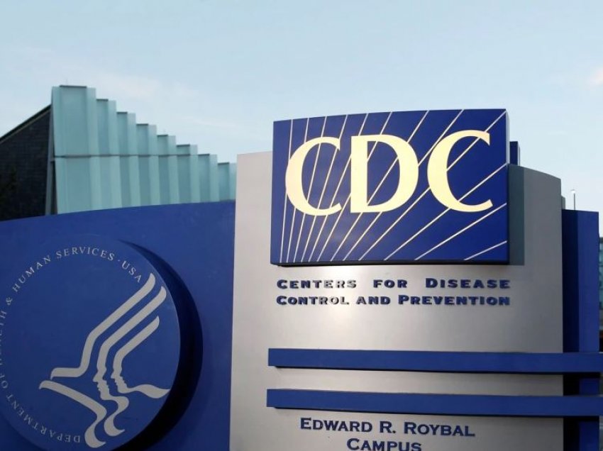 Voa/ CDC: Të vaksinuarit mund të mos mbajnë maska