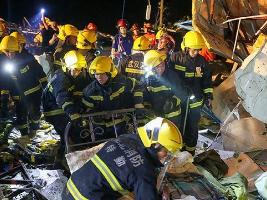 Kinë / Tornado i merr jetën të paktën 6 personave, 200 të plagosur