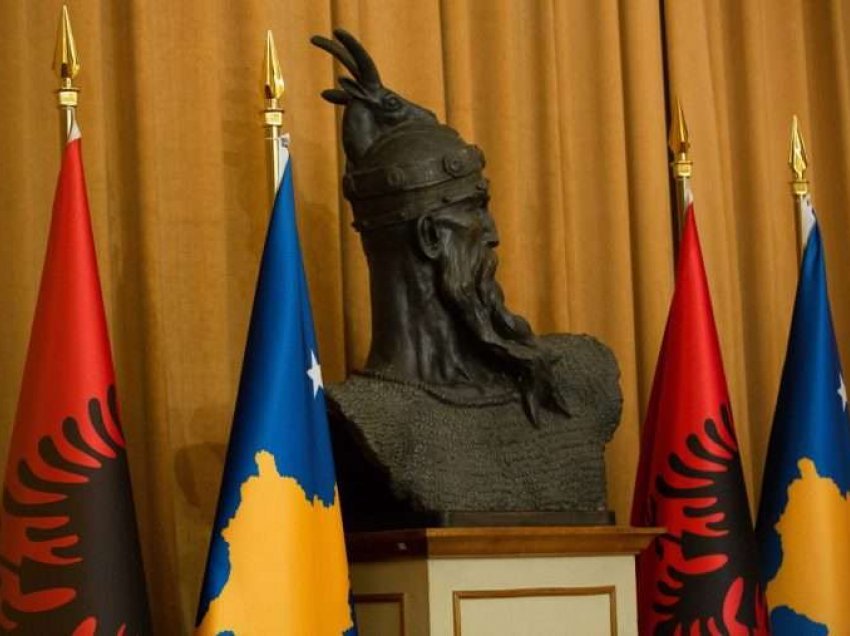 Bashkimi me Shqipërinë zgjidhja e vetme për Kosovën