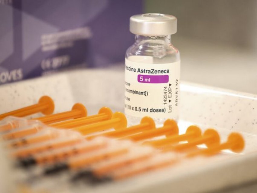 Eksperti gjerman: Pse dy vaksinat e njohura kundër Covid-19 shkaktojnë mpiksje të rralla të gjakut