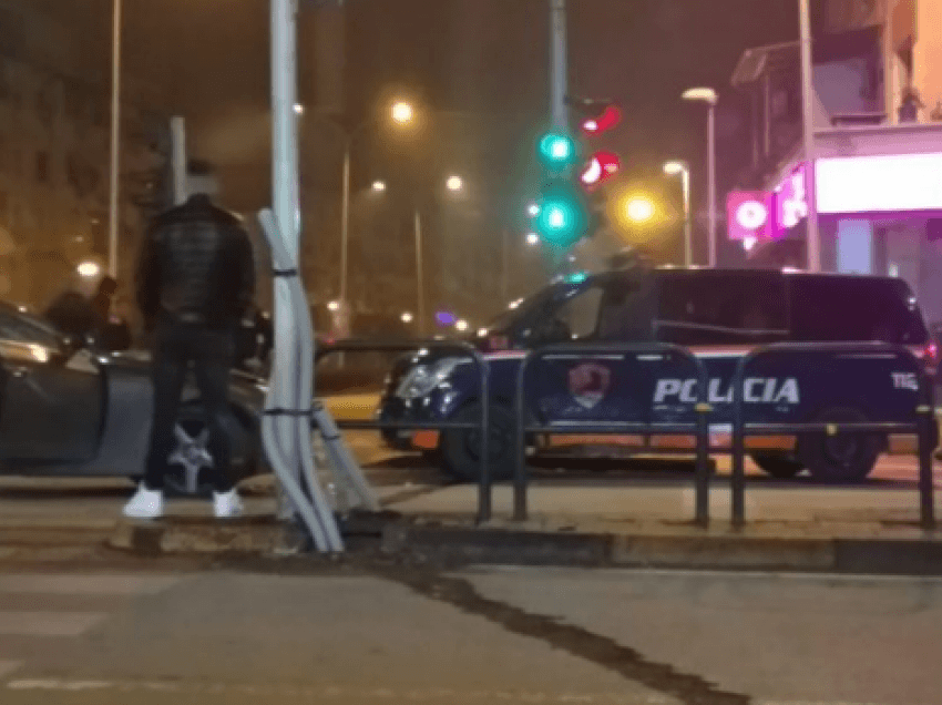 Makina del nga rruga, humb jetën 33-vjeçari në Tiranë