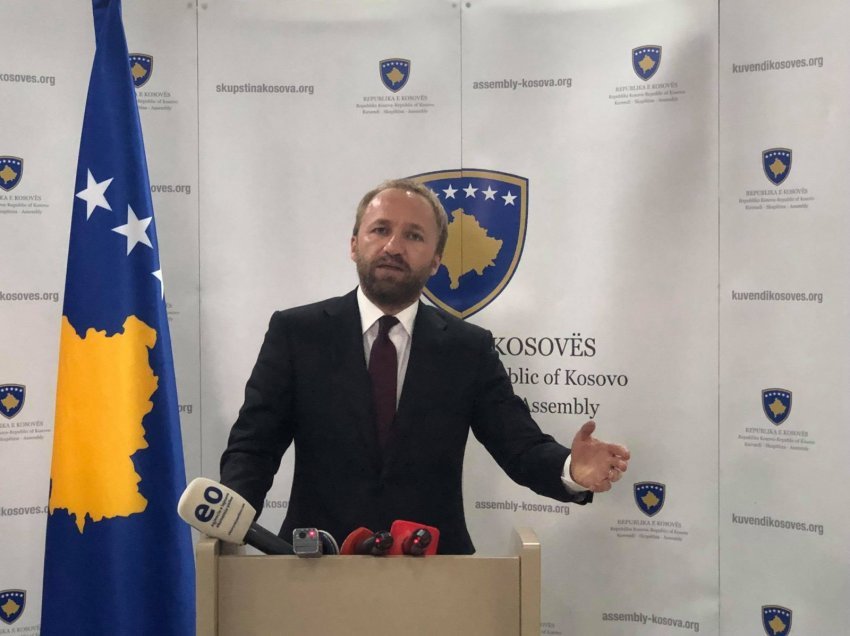 Tahiri i PDK-së thotë se qeveria aktuale është më e dobëta që ka pasur Kosova 