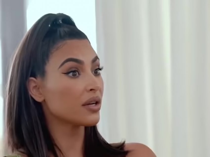 Kim Kardashian përfshihet në një tjetër incident me motrën Kourtney