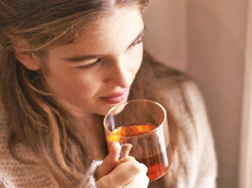 Njerëzit që pijnë çaj çdo ditë kanë një zemër më të shëndetshme