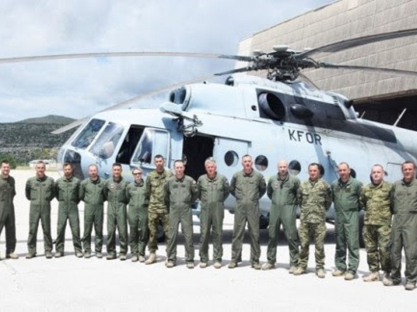 Kroaci: Anëtarët e skuadriljes së helikopterëve kroatë kthehen nga operacioni i KFOR-it në Kosovë