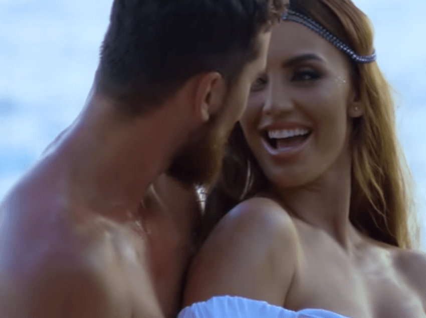 Genta Ismajli arrin 100 milionë klikime me këngën ‘Dy dashni’