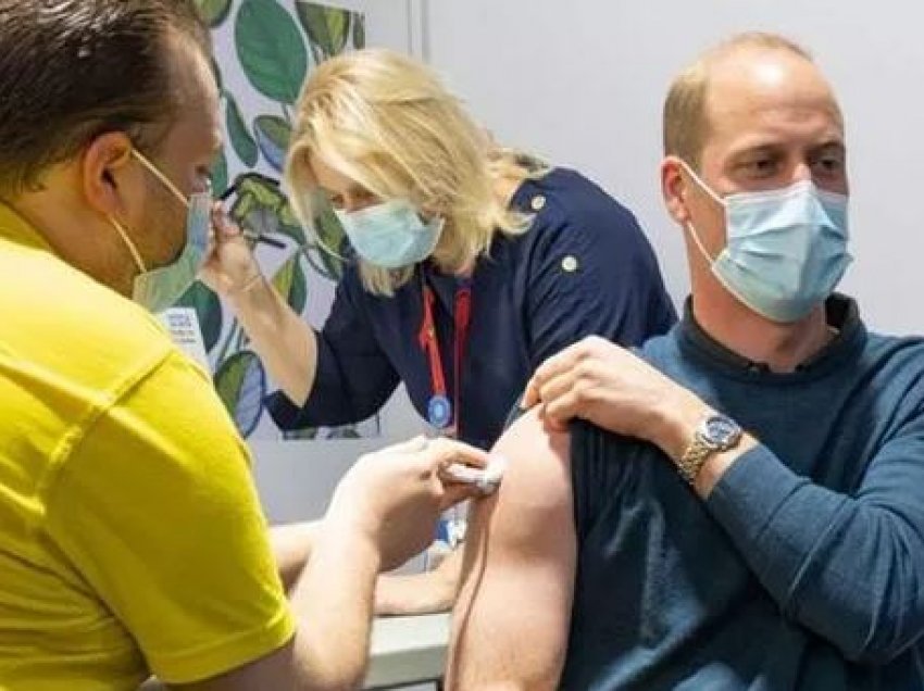 Princi William merr vaksinën e parë kundër COVID-19