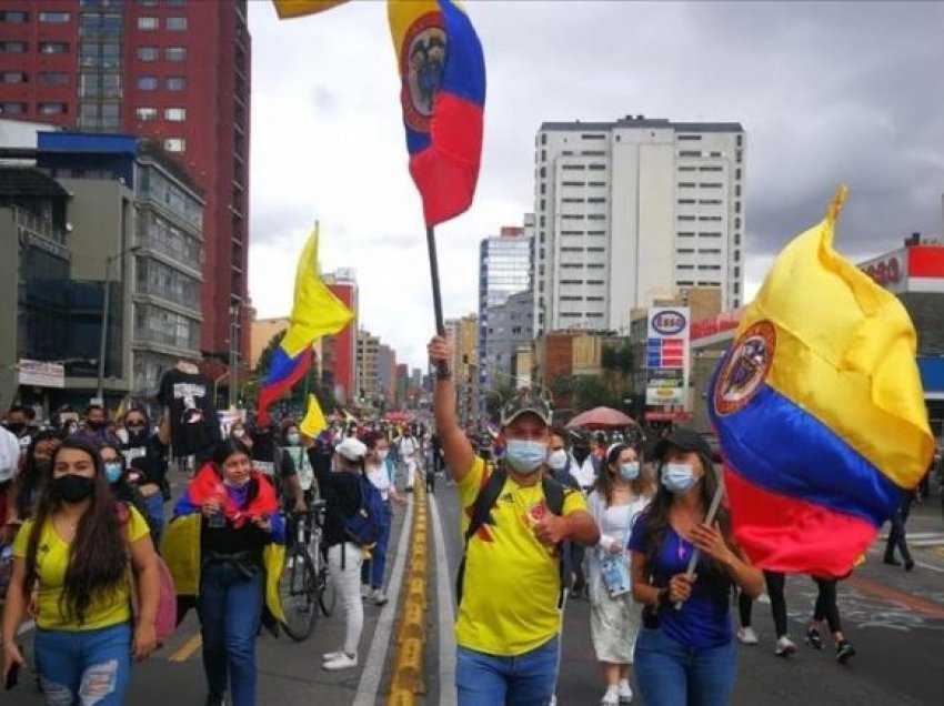 Kolumbi, vazhdojnë protestat kundër qeverisë